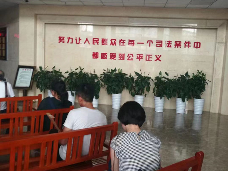 “拆遷補(bǔ)償協(xié)議被冒簽”上熱搜，上海房地產(chǎn)律師稱：先拆后補(bǔ)應(yīng)被確認(rèn)違法