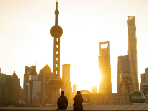 他有家庭，現(xiàn)在男方要分手需要男方給我補(bǔ)償嗎