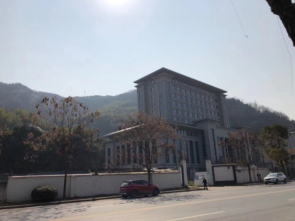產(chǎn)生交通事故受害人死亡的怎么賠償？靜安律師為您講解